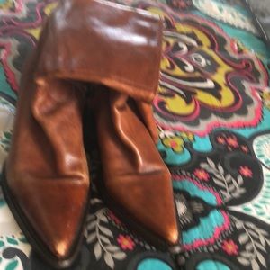 Leather Brown boot